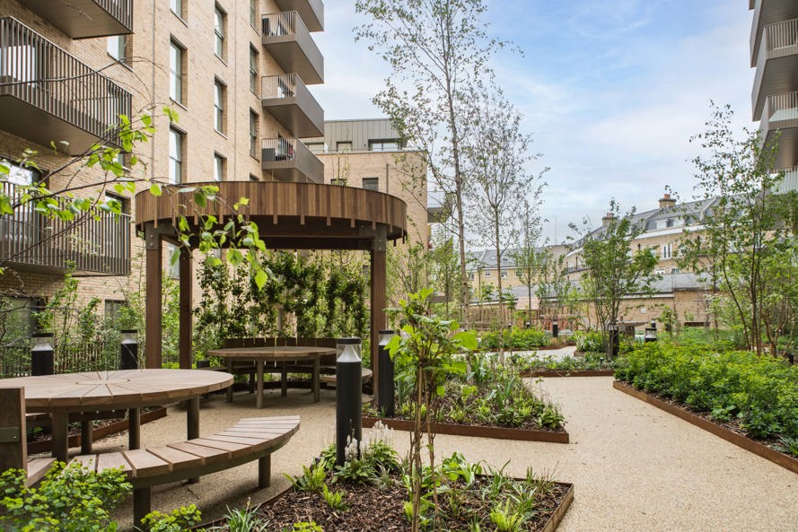 Exterior view of Chelsea Botanica